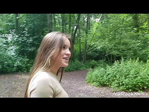 ❤️ Li vaig suggerir a l'Evelina que fotéssim en un lloc públic! Ella va dir que sí. Llavors la vaig follar pel cul i la vaig correr a la boca. Llavors es va enfadar. Vídeo sexual al porno ca.filmepornonline.ru ﹏