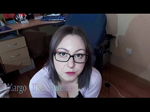 ❤️ Noia sexy amb ulleres xucla un consolador profundament davant la càmera Vídeo sexual al porno ca.filmepornonline.ru ﹏